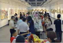 奧博勒圖書館的學生藝術展